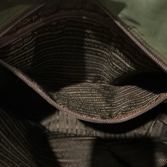 Authentic Prada Zippered Tote 12 X 14 In Dark Green & Dark Brown Straps - Picture 11 of 13